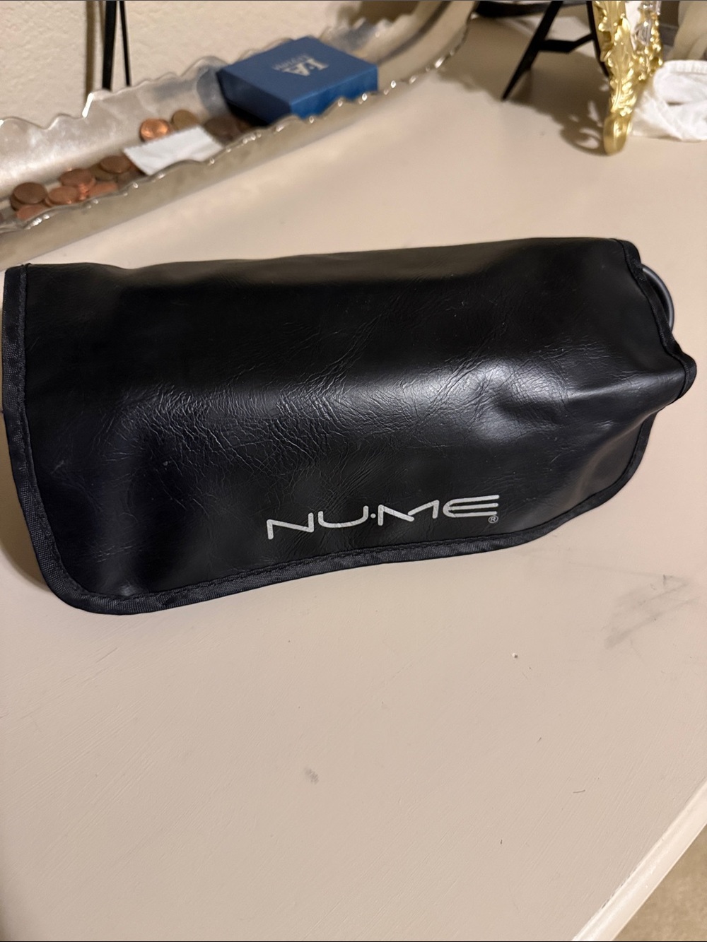 NuMe Black Travel Pouch 5-1 curling wonds